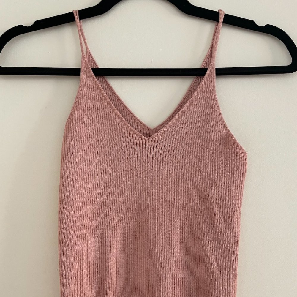 pink vintage v-neck knit tank top sz s/xs